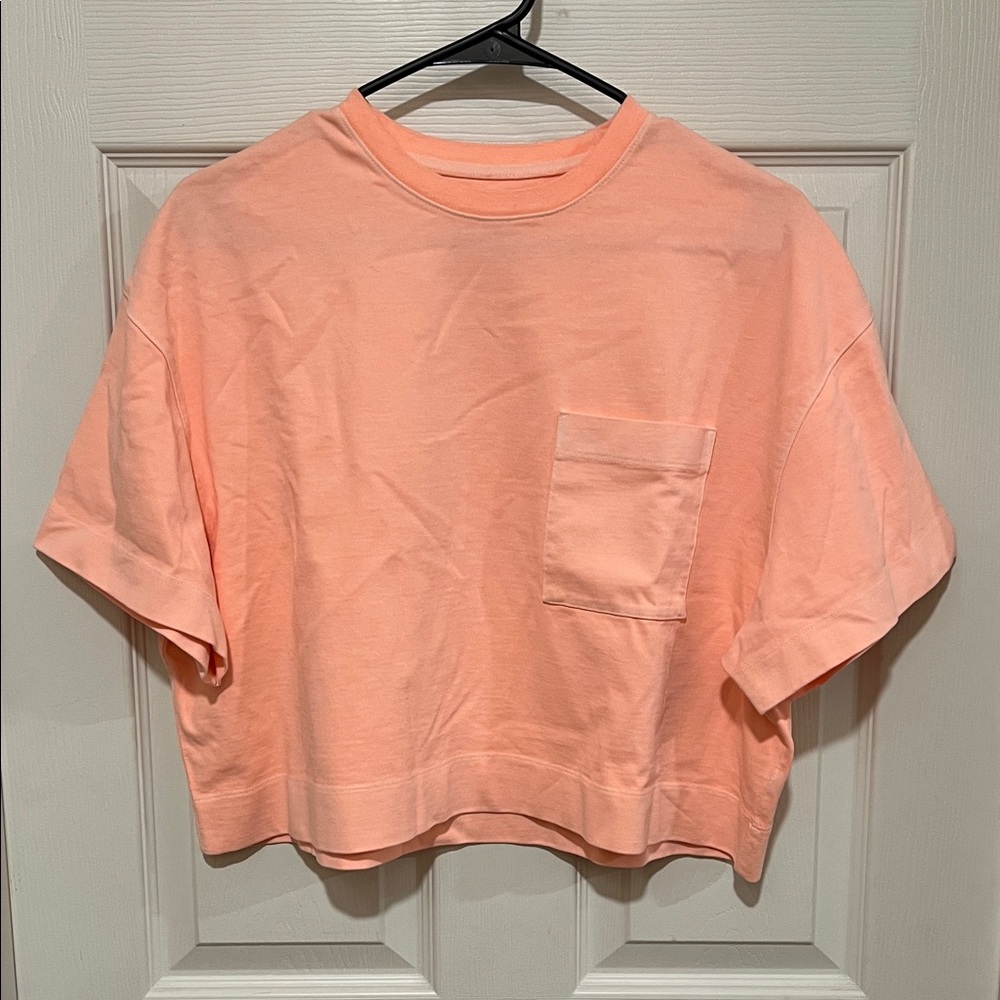 Athleta Peach Colored Oversized Cropped Workout Top